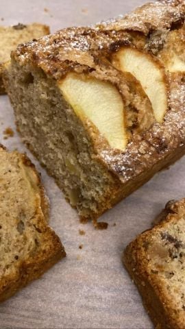 Siyez unlu elmalı cevizli kek