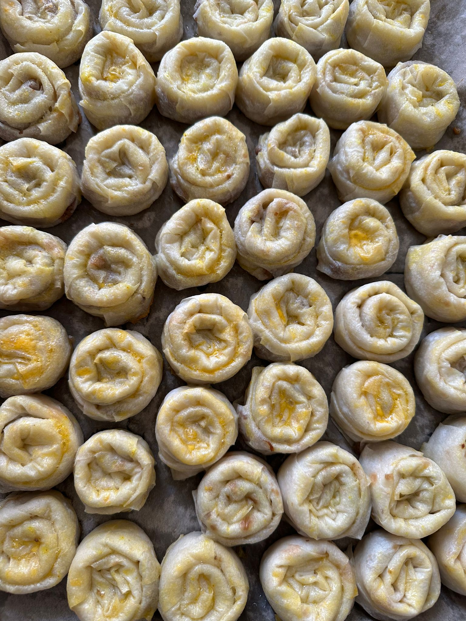 Gül Böreği Kıymalı  24 Adet (Sadece İstanbul)