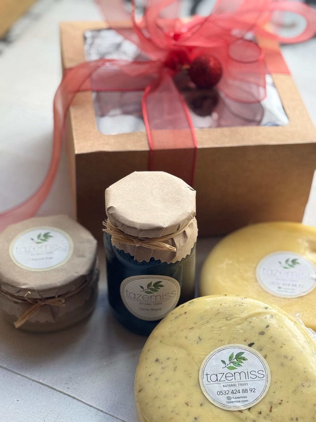 YILBAŞI HEDİYE PAKETİ 1